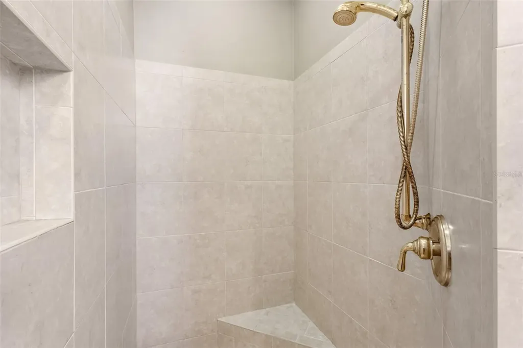 8652 54th Avenue Circle E Bradenton FL 34211