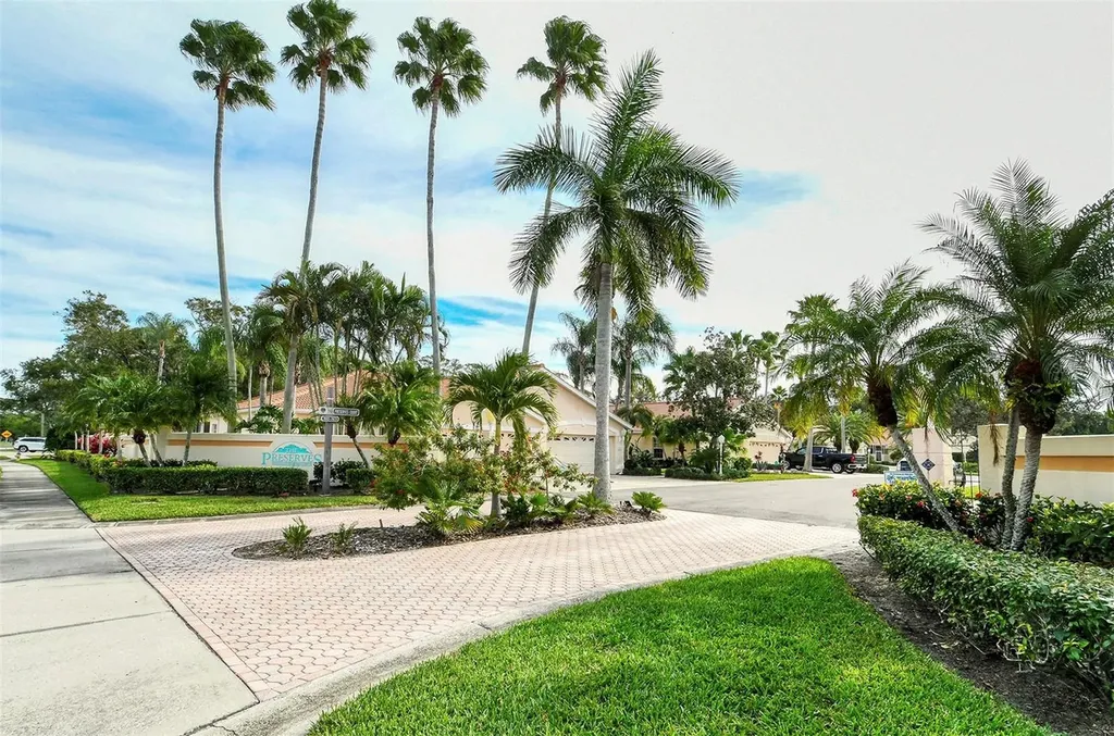 7510 Preserves Court Sarasota FL 34243