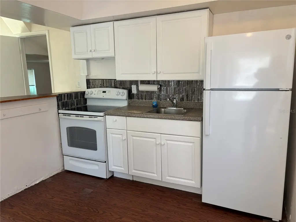 2162 46th Avenue N St Petersburg FL 33714