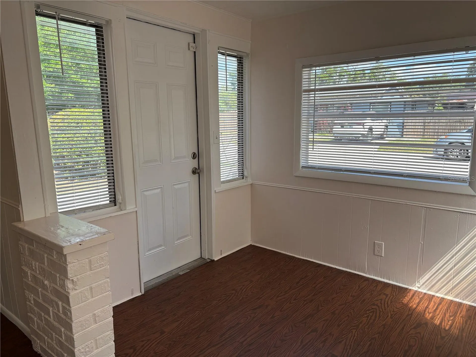 2162 46th Avenue N St Petersburg FL 33714