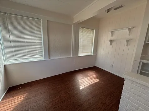 2162 46th Avenue N St Petersburg FL 33714