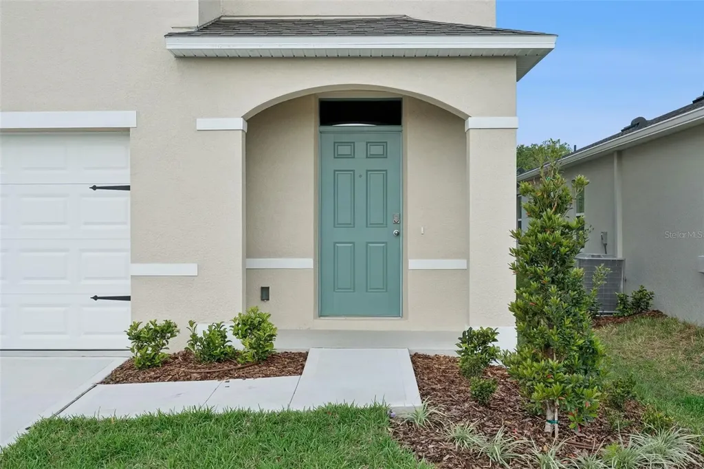 2113 Walnut Creek Drive Kissimmee FL 34744