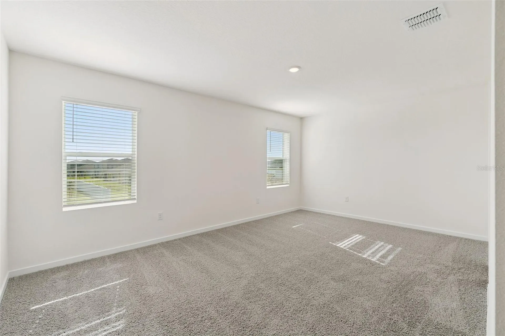 2113 Walnut Creek Drive Kissimmee FL 34744