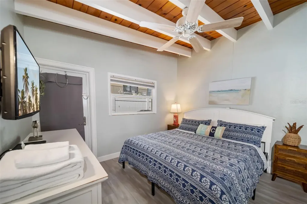 6334 Midnight Pass Road Sarasota FL 34242
