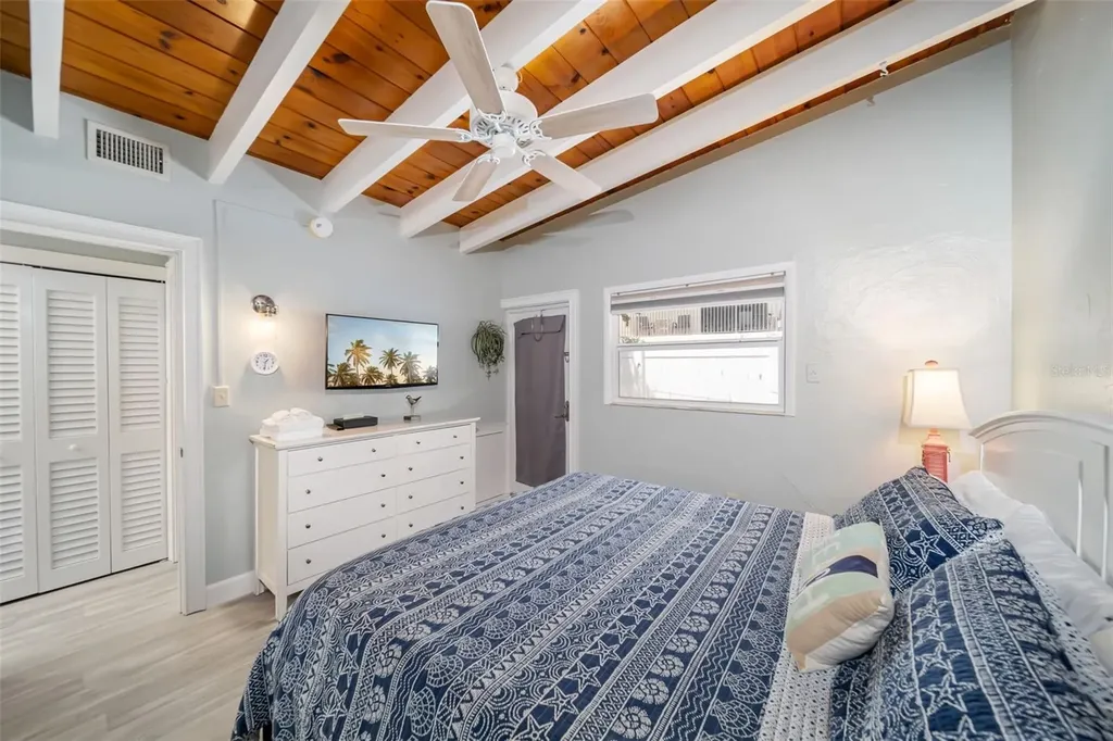 6334 Midnight Pass Road Sarasota FL 34242