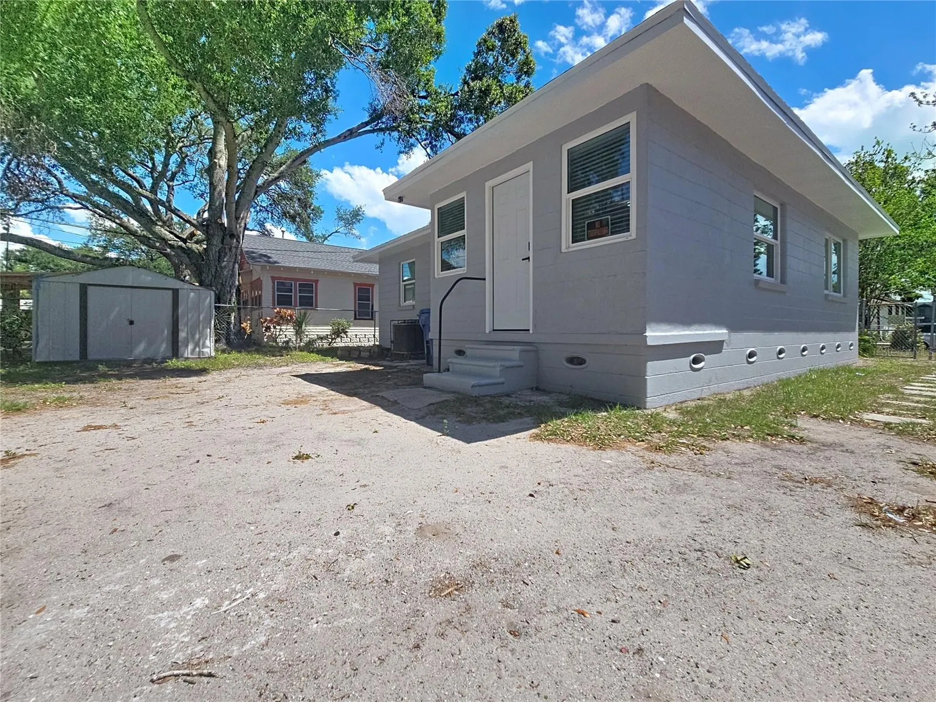 1035 15th Avenue S St Petersburg FL 33705