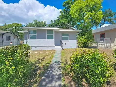 1035 15th Avenue S St Petersburg FL 33705