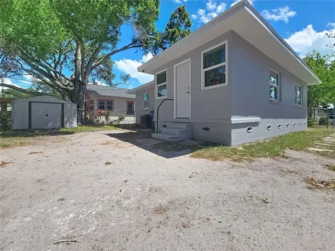 1035 15th Avenue S St Petersburg FL 33705