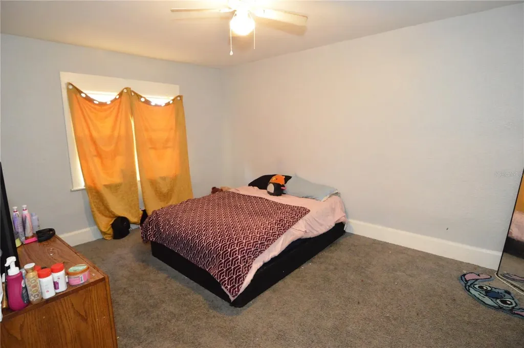 811 18th Avenue S St Petersburg FL 33705