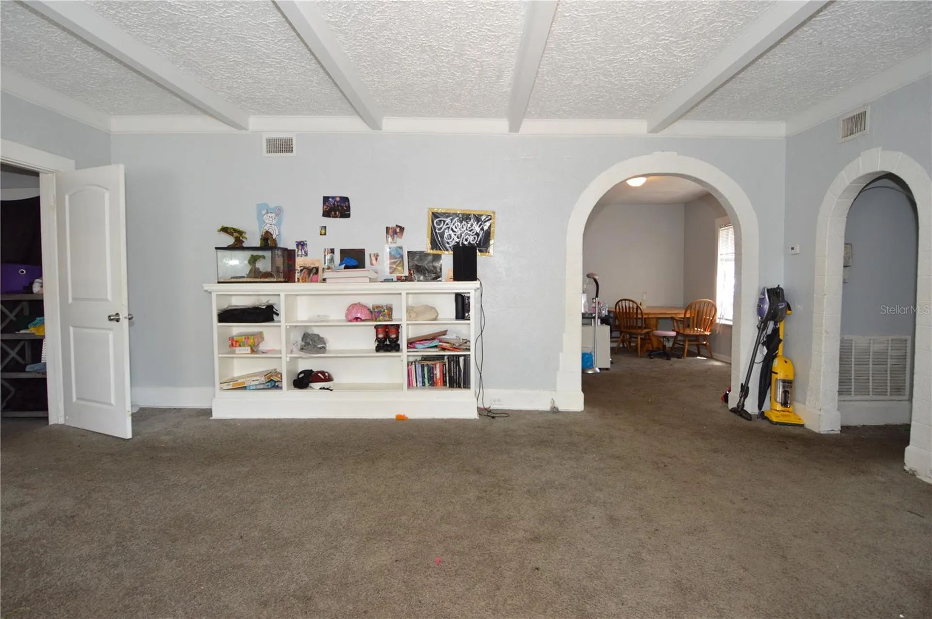 811 18th Avenue S St Petersburg FL 33705