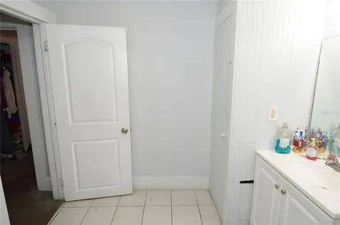 811 18th Avenue S St Petersburg FL 33705