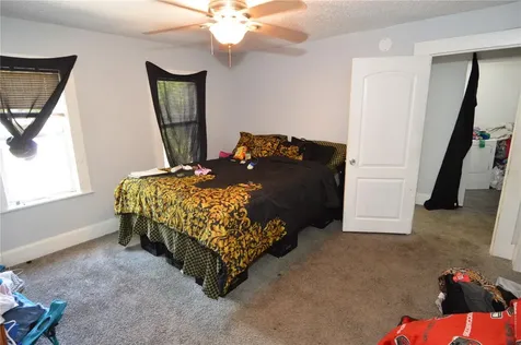 811 18th Avenue S St Petersburg FL 33705