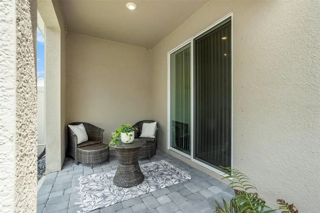 1105 Lady Gouldian Court Tampa FL 33613
