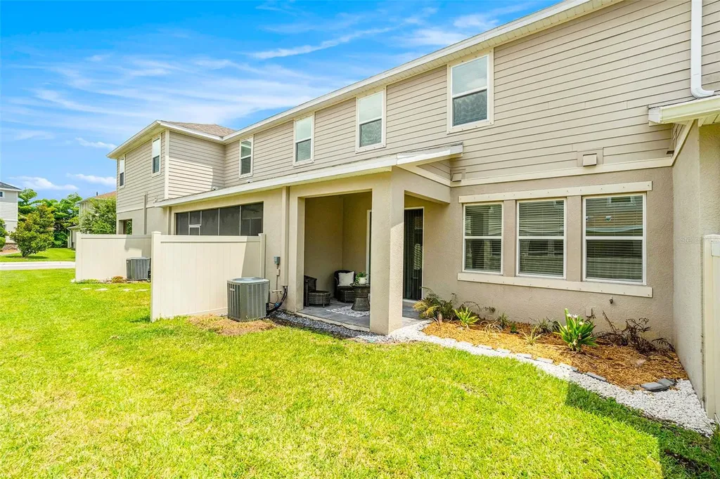 1105 Lady Gouldian Court Tampa FL 33613