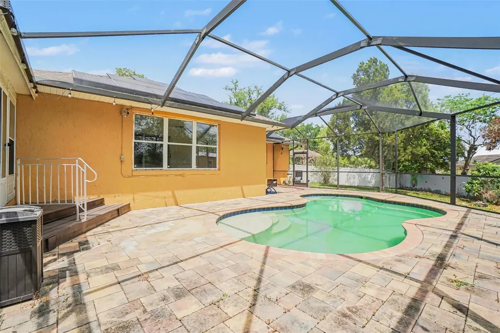 808 Chamberlain Loop Lake Wales FL 33853