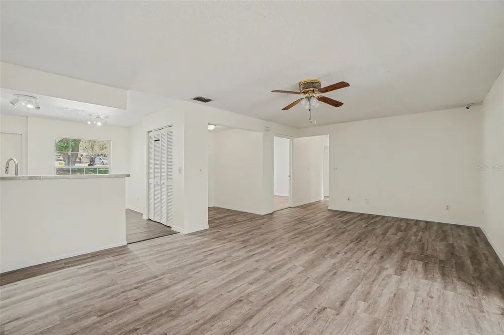 808 Chamberlain Loop Lake Wales FL 33853