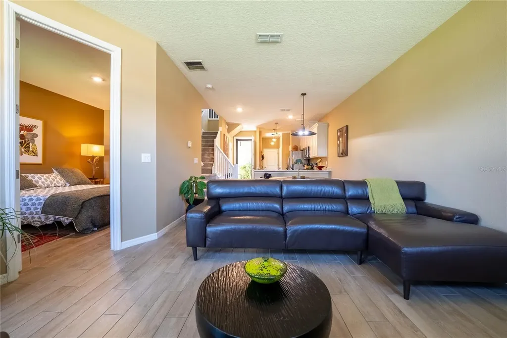 5293 Neil Drive St Petersburg FL 33714