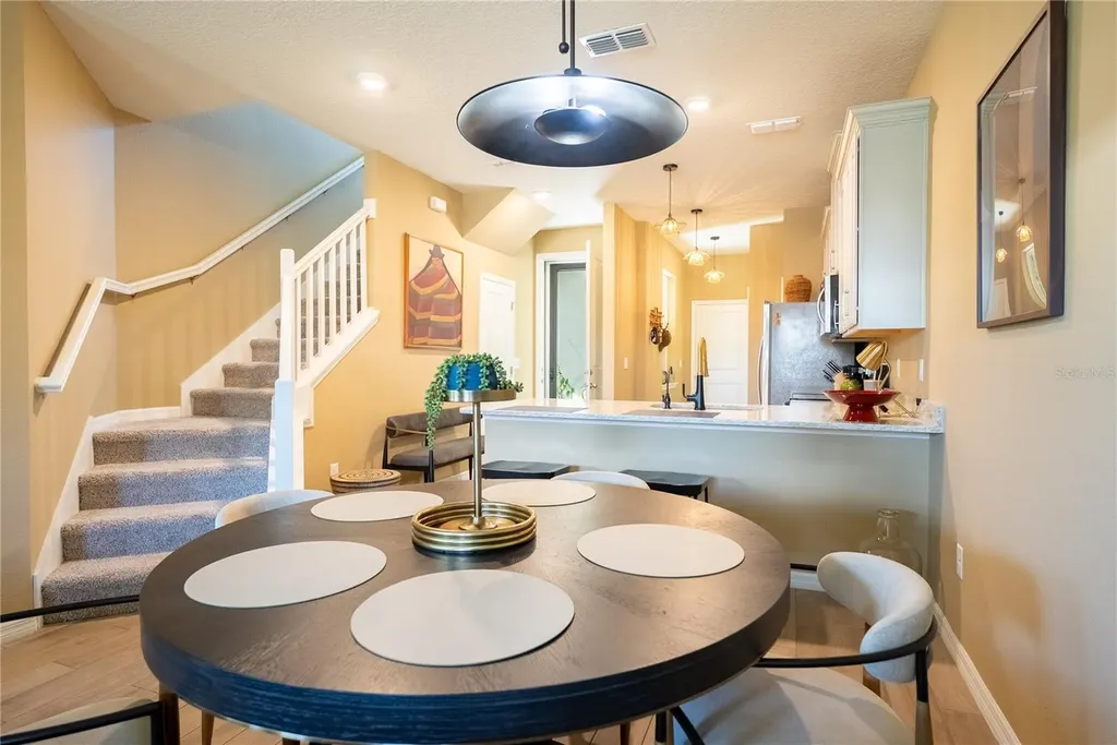 5293 Neil Drive St Petersburg FL 33714