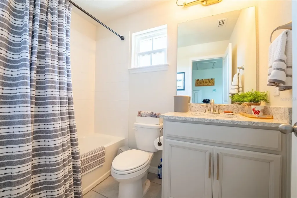 5293 Neil Drive St Petersburg FL 33714