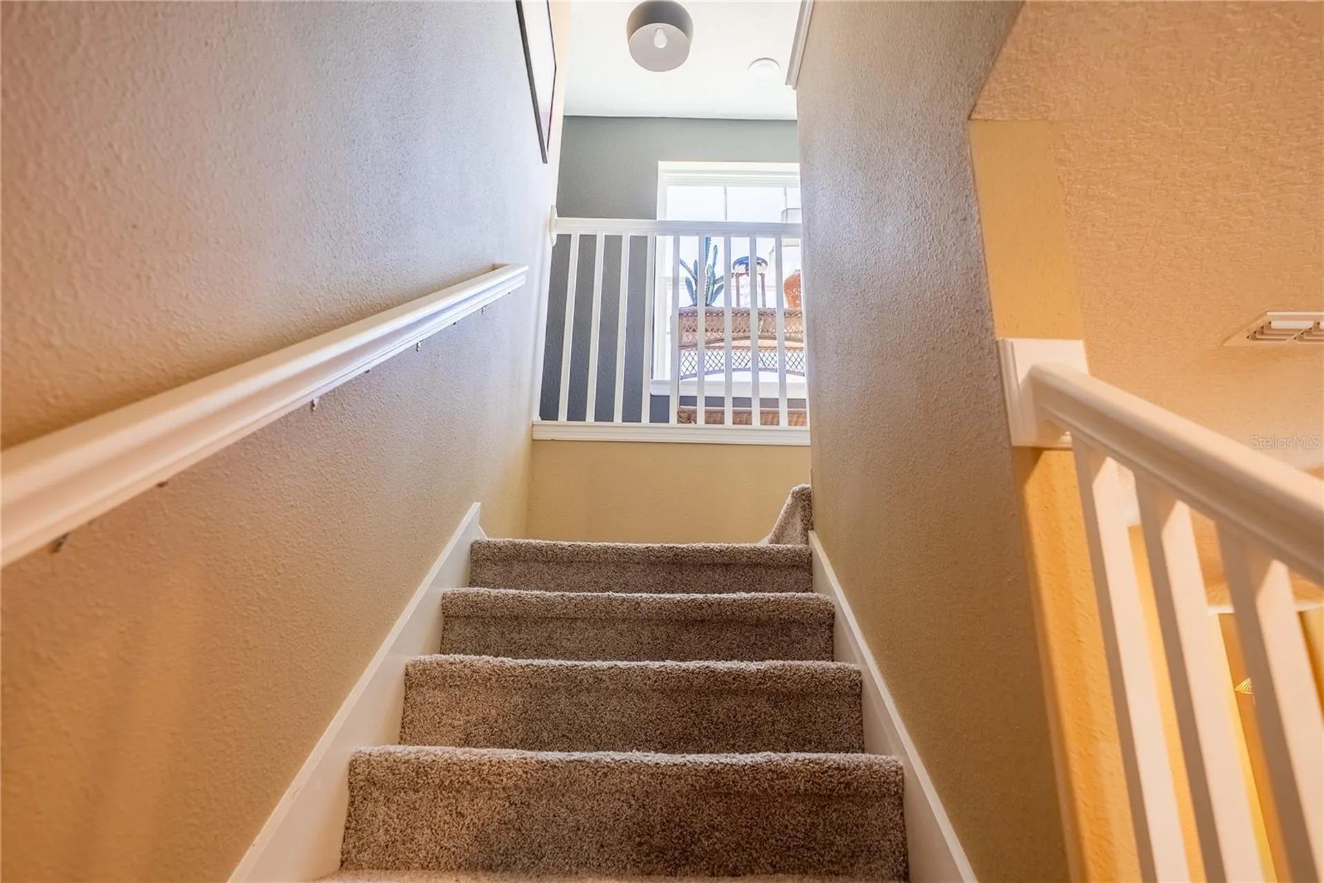 5293 Neil Drive St Petersburg FL 33714
