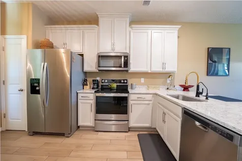 5293 Neil Drive St Petersburg FL 33714