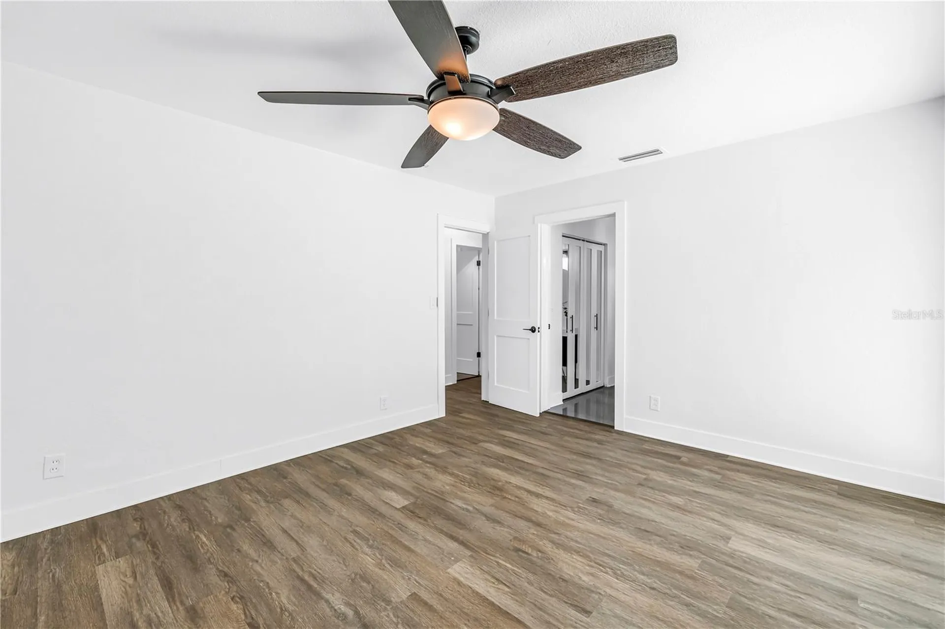 5010 109th Way N St Petersburg FL 33708