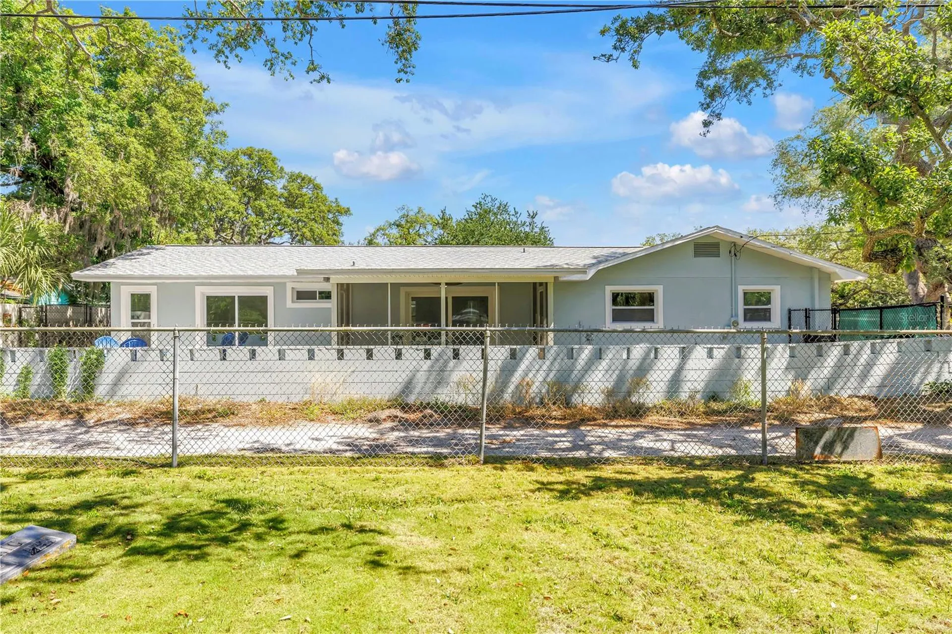 5010 109th Way N St Petersburg FL 33708