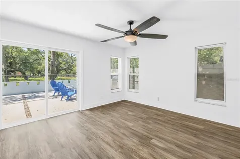 5010 109th Way N St Petersburg FL 33708