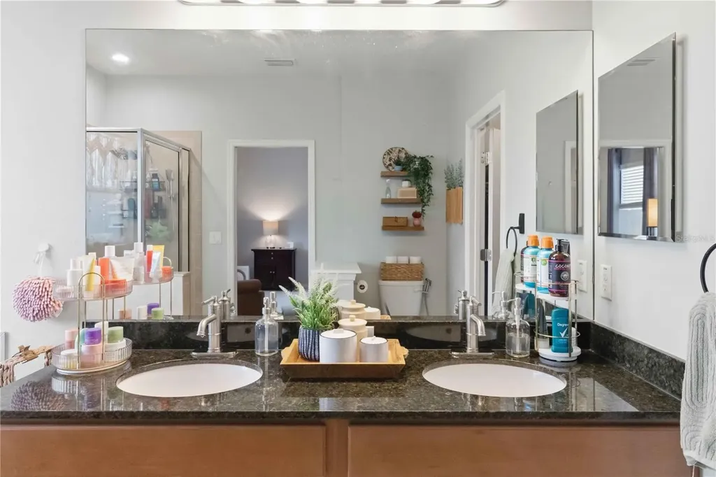 5113 Sanderling Ridge Drive Lithia FL 33547