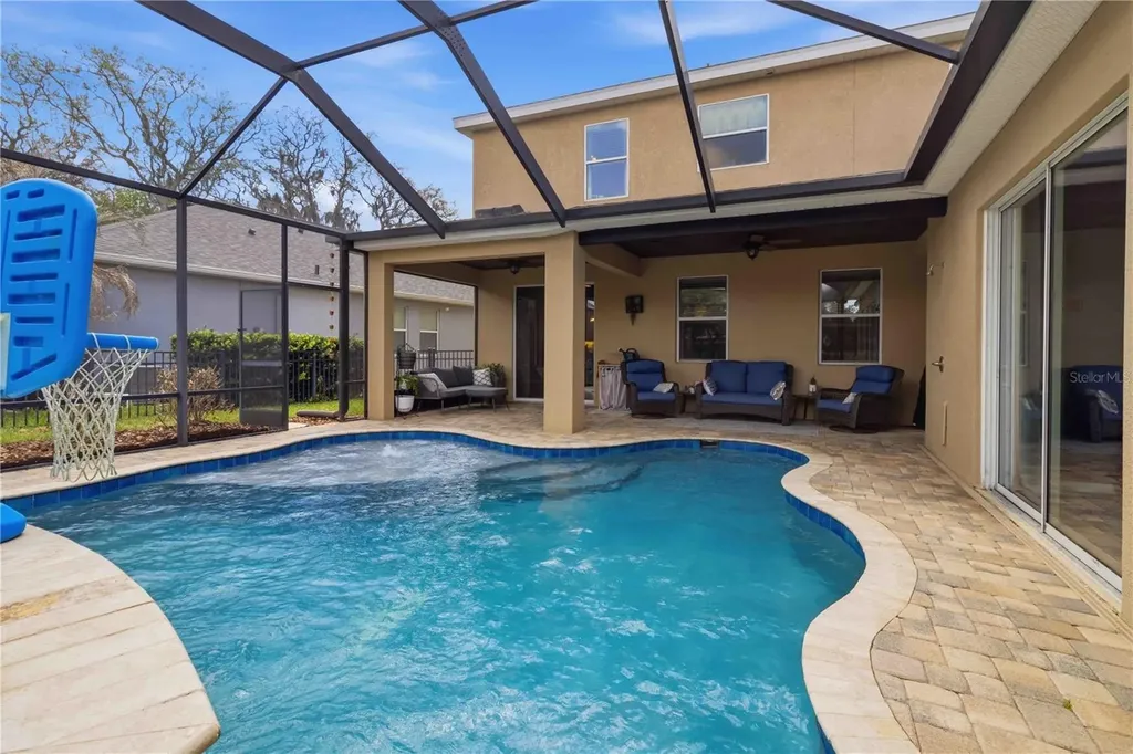 5113 Sanderling Ridge Drive Lithia FL 33547