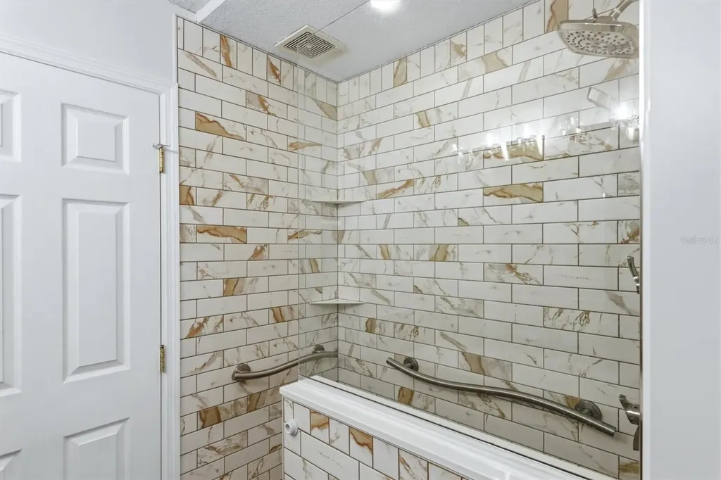 1434 Roosevelt Drive Venice FL 34293