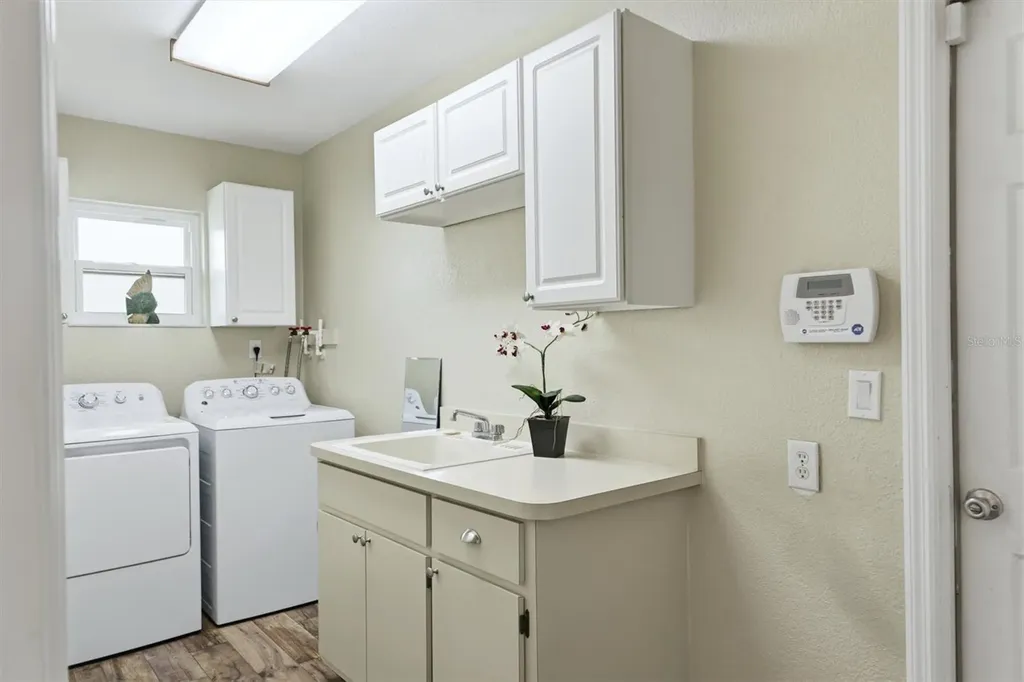 1434 Roosevelt Drive Venice FL 34293