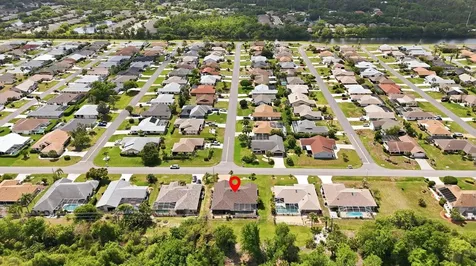 1434 Roosevelt Drive Venice FL 34293