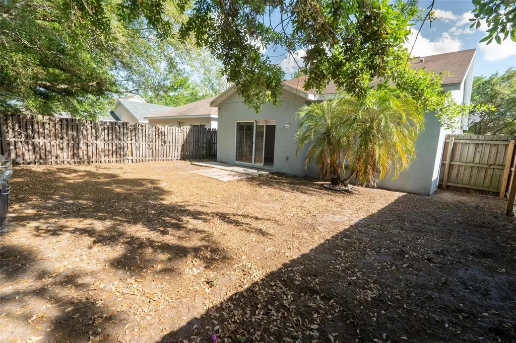 7457 Oxford Garden Circle Apollo Beach FL 33572