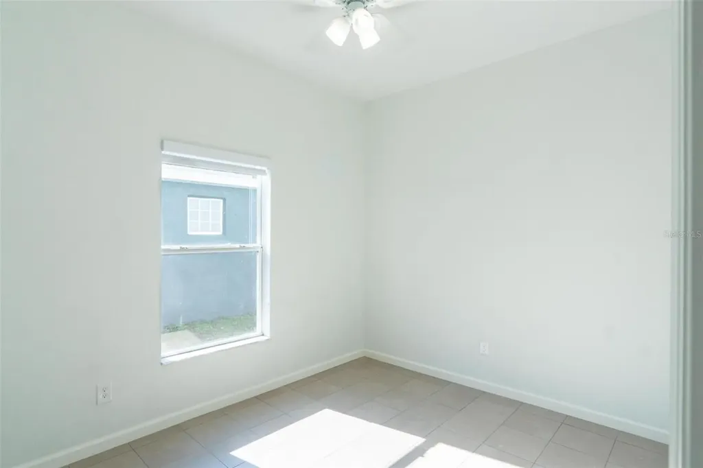 7457 Oxford Garden Circle Apollo Beach FL 33572