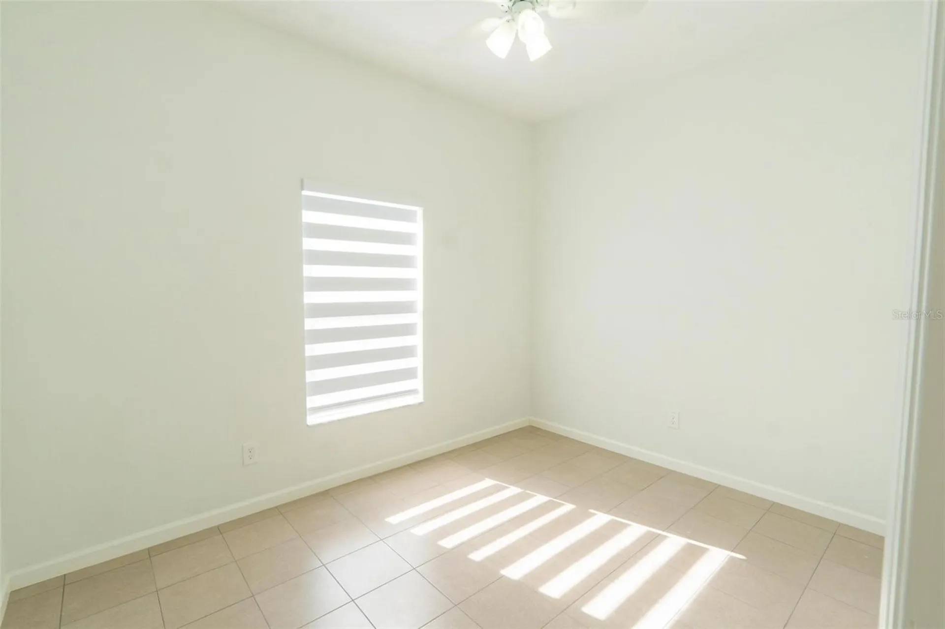 7457 Oxford Garden Circle Apollo Beach FL 33572
