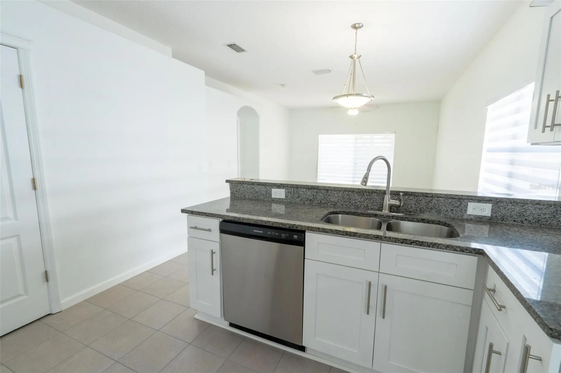 7457 Oxford Garden Circle Apollo Beach FL 33572