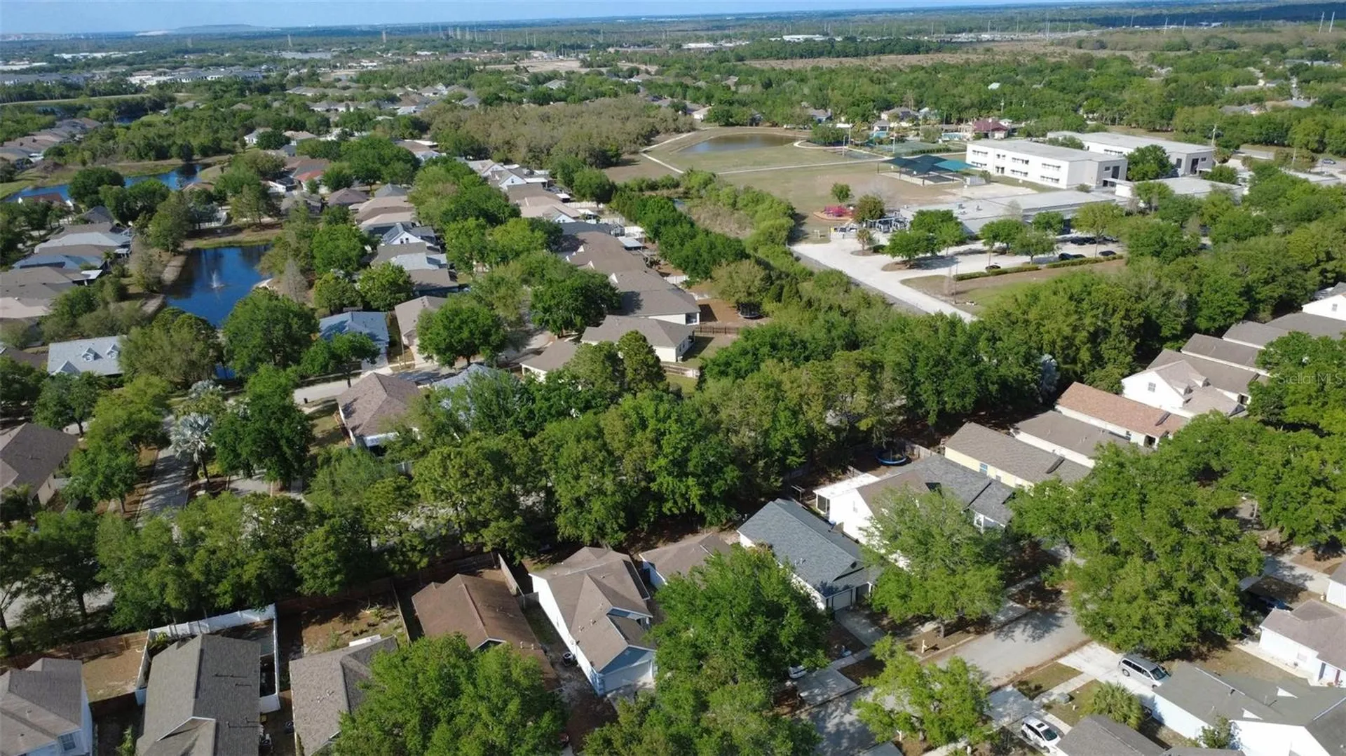 7457 Oxford Garden Circle Apollo Beach FL 33572