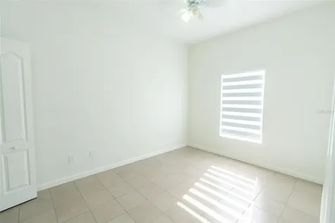 7457 Oxford Garden Circle Apollo Beach FL 33572