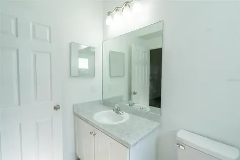 7457 Oxford Garden Circle Apollo Beach FL 33572