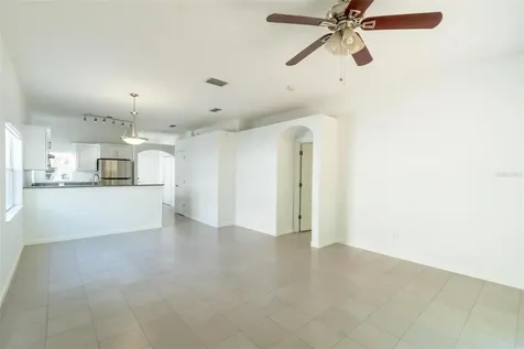 7457 Oxford Garden Circle Apollo Beach FL 33572