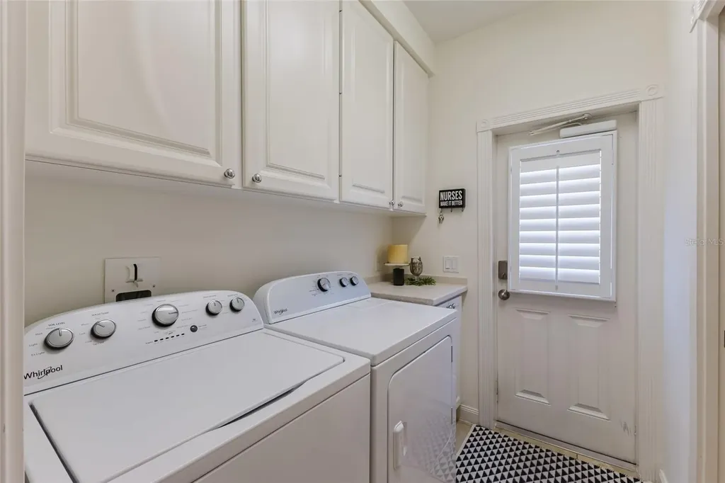 1564 Napoli Drive W Sarasota FL 34232