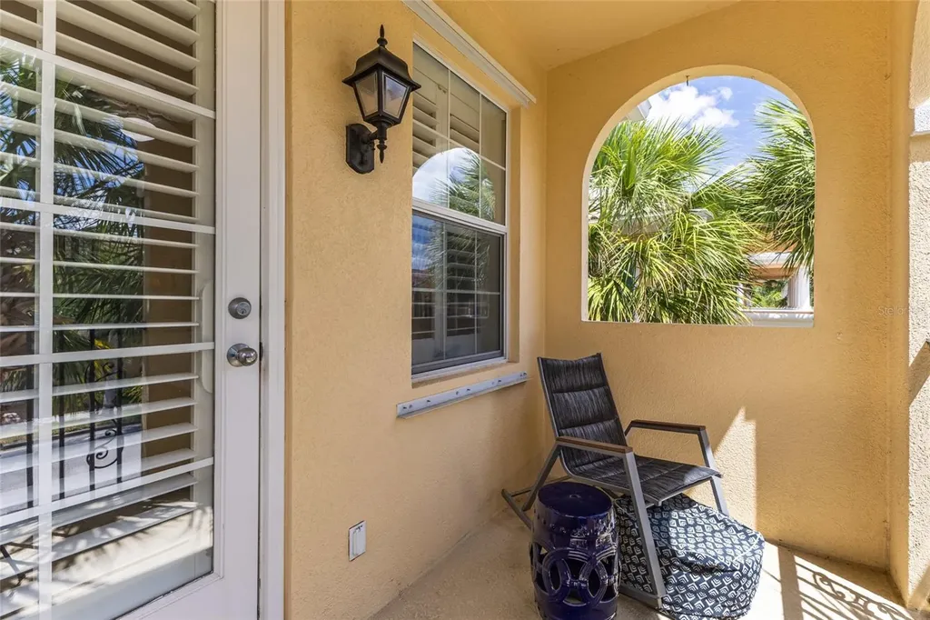 1564 Napoli Drive W Sarasota FL 34232