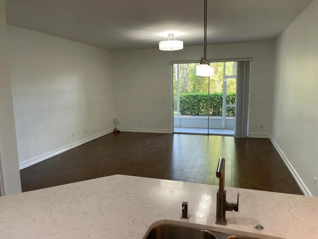 3153 Capri Isle Way Orlando FL 32835