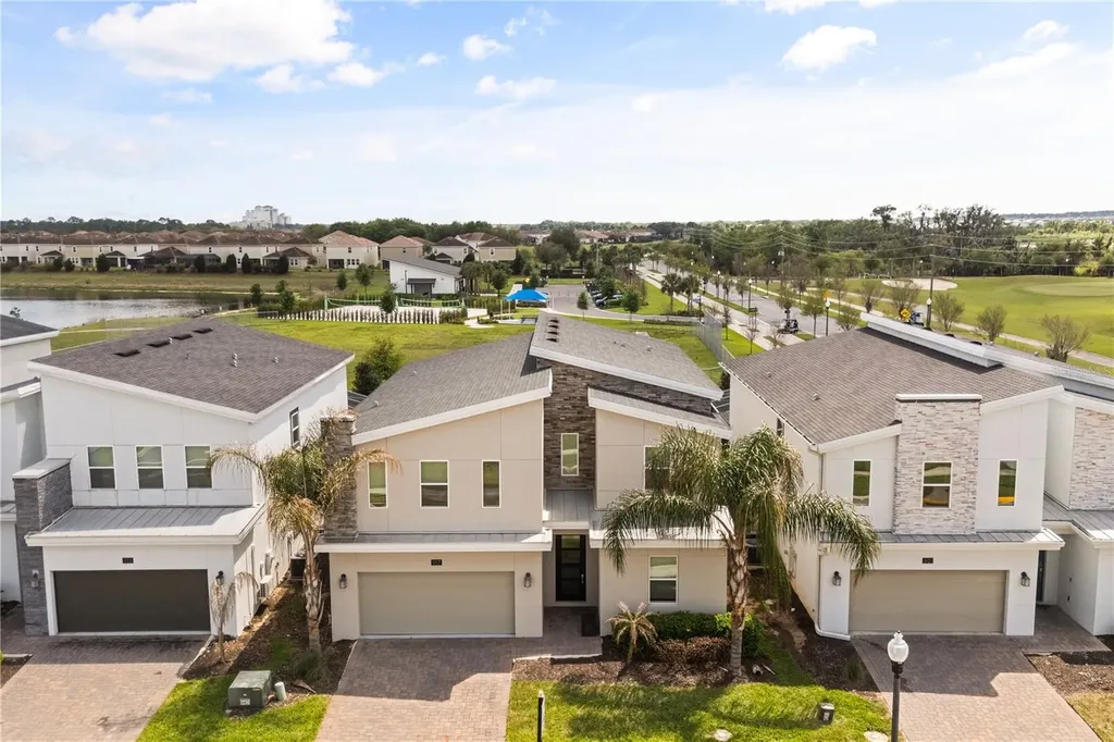 917 Ocean Course Avenue Davenport FL 33896