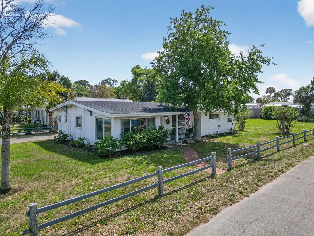 116 Woodley Avenue Edgewater FL 32132