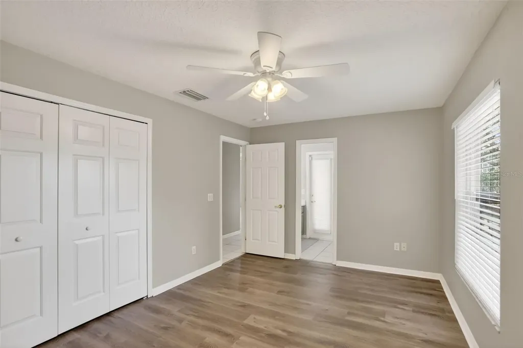 8852 Great Cove Drive Orlando FL 32819