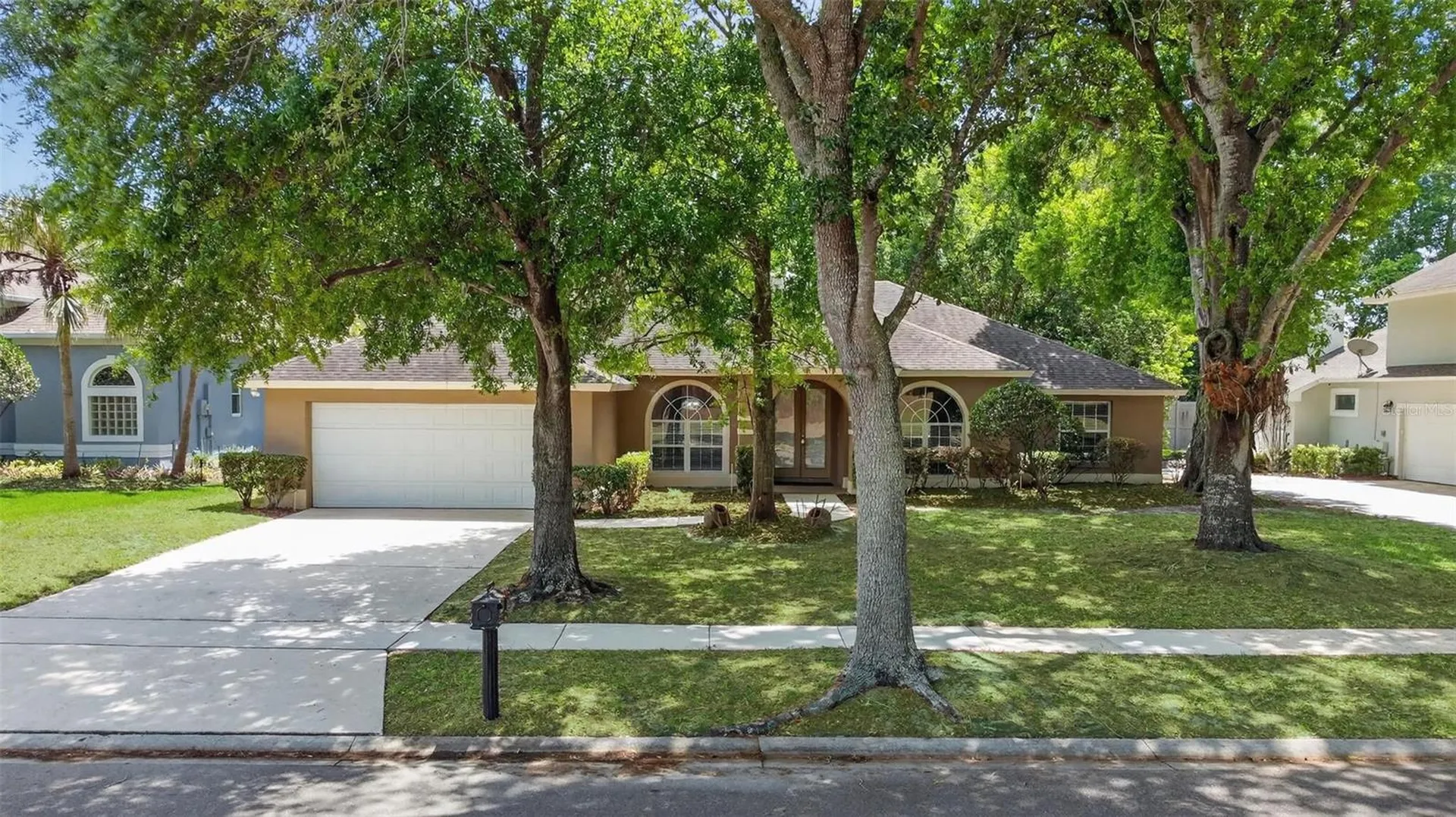 8852 Great Cove Drive Orlando FL 32819