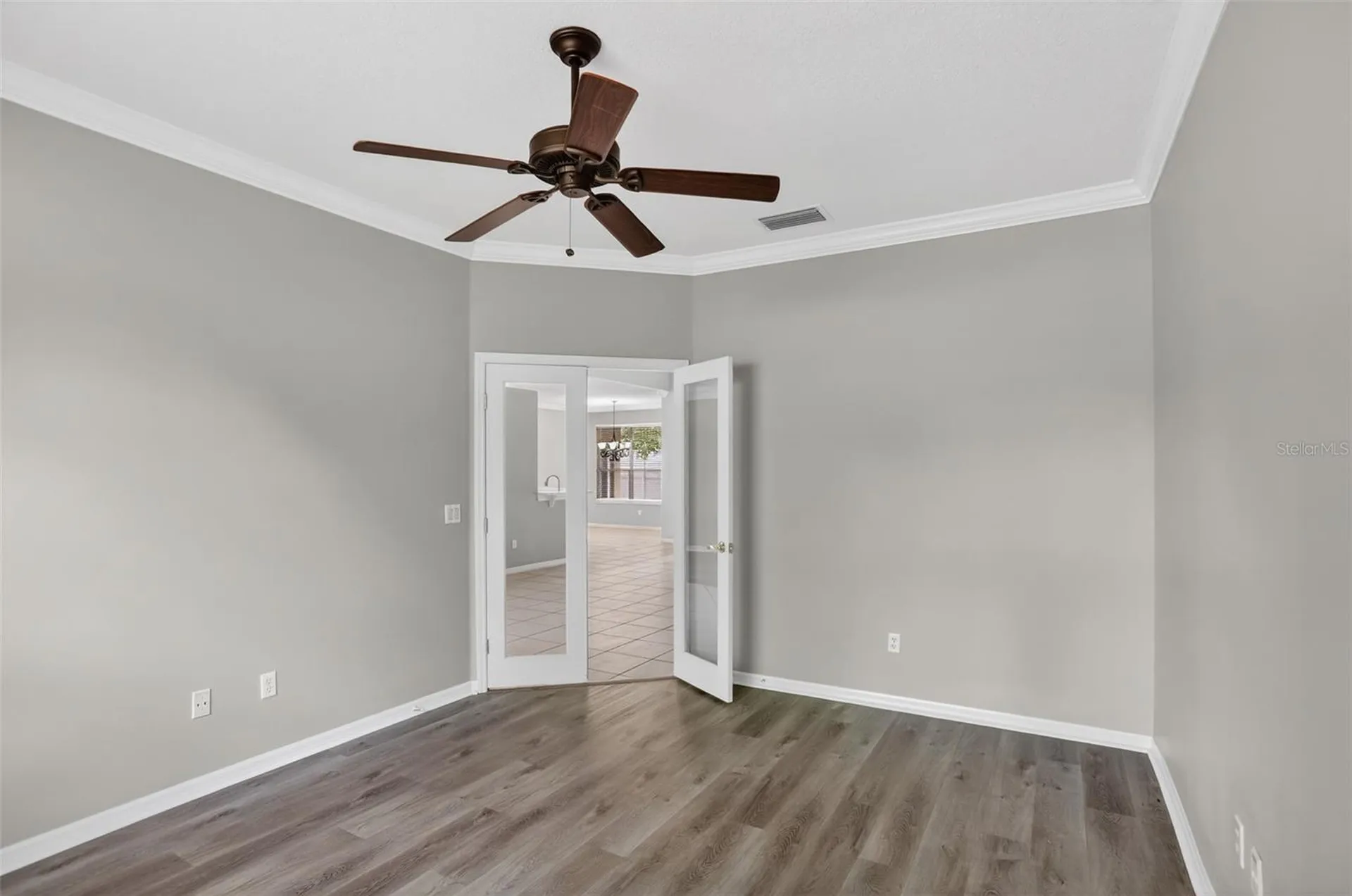 8852 Great Cove Drive Orlando FL 32819