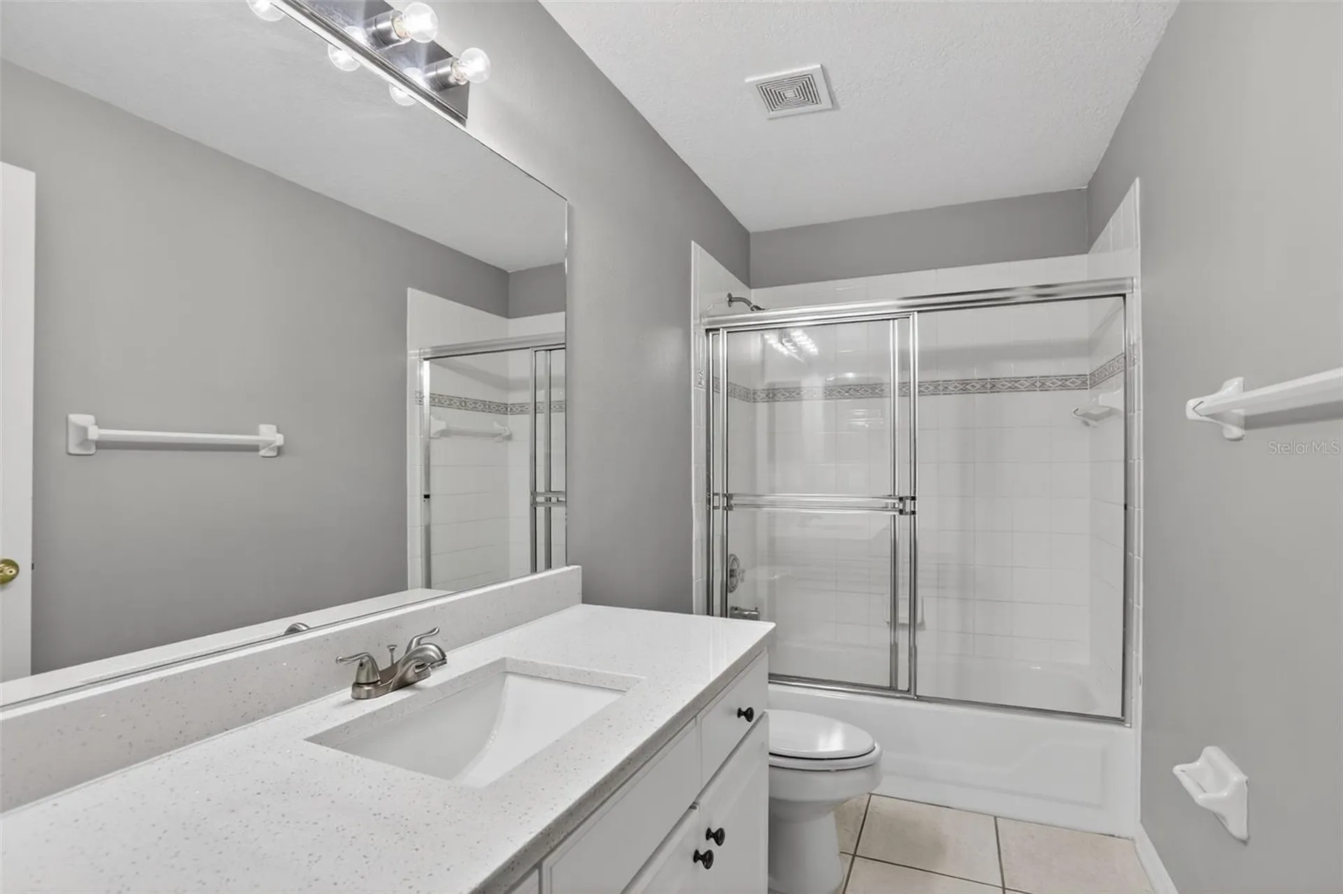 8852 Great Cove Drive Orlando FL 32819